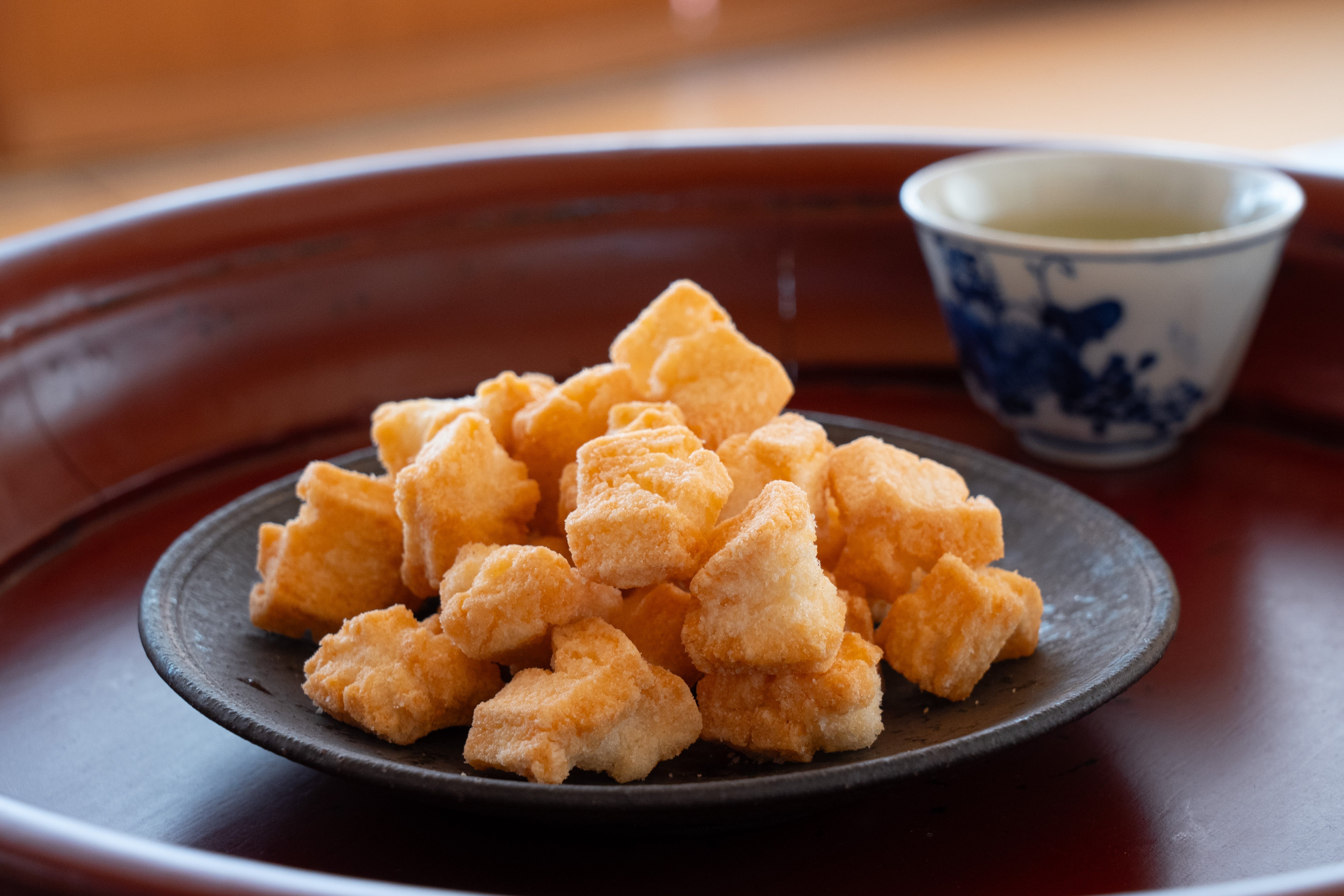 日本酒に合うおつまみ、お茶に合うお菓子とは?