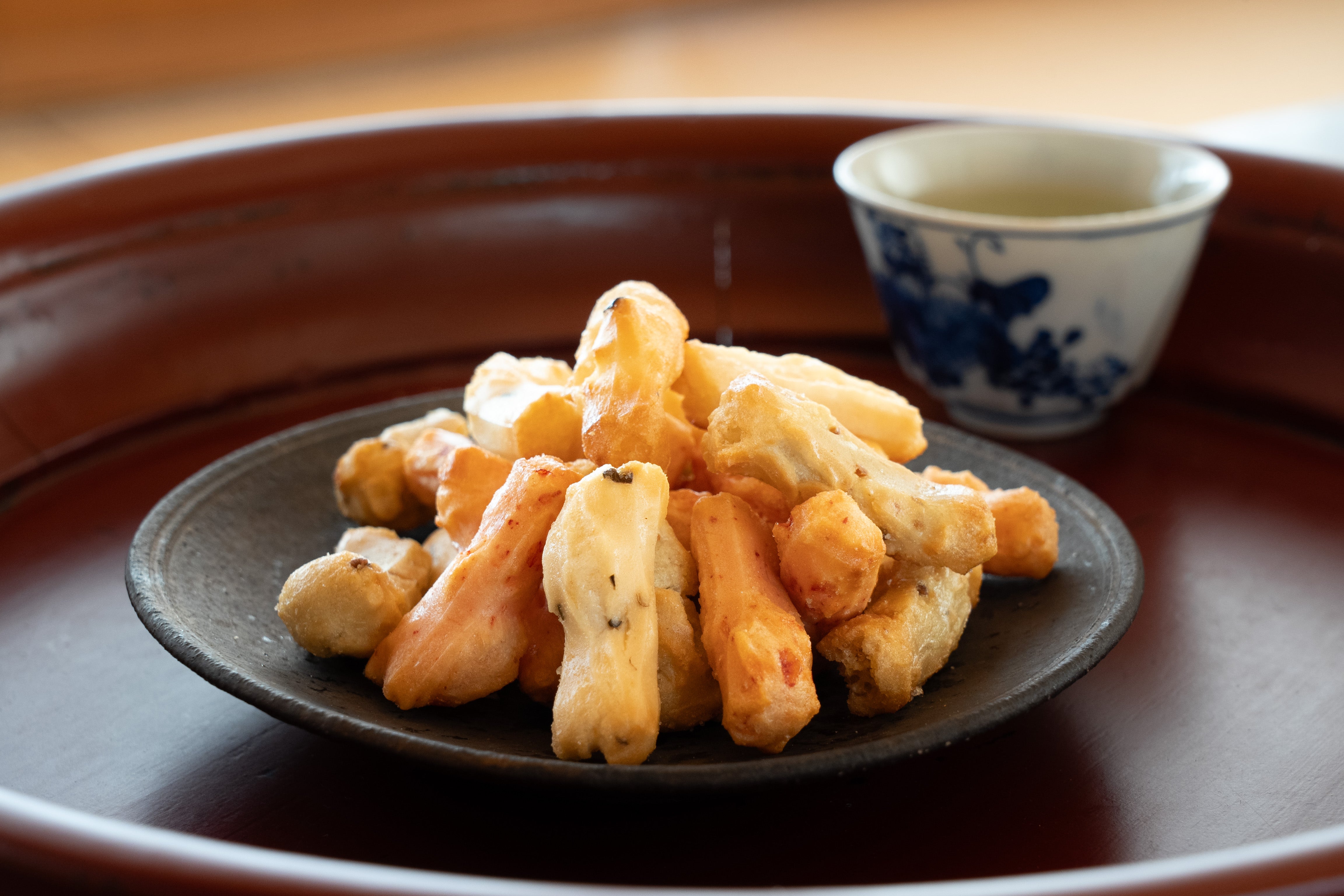 味三彩
